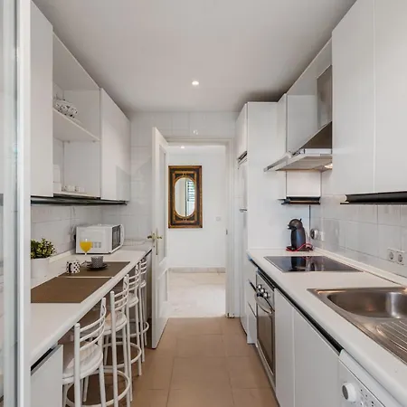 Marina Banus, Centrico Apartamento Apartman Marbella